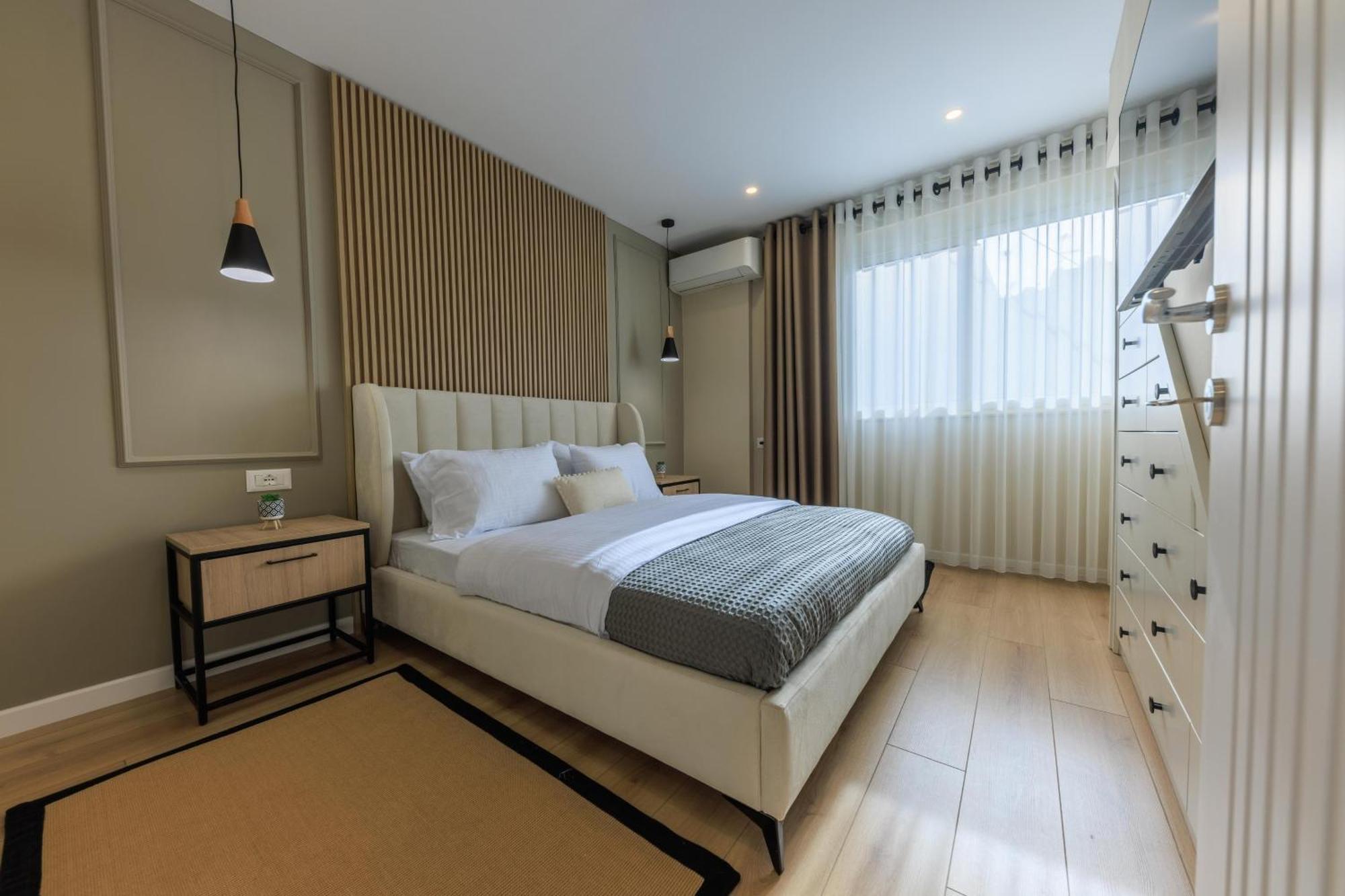 Syncron Centre Skyline Rooftop Tirana Apartments المظهر الخارجي الصورة