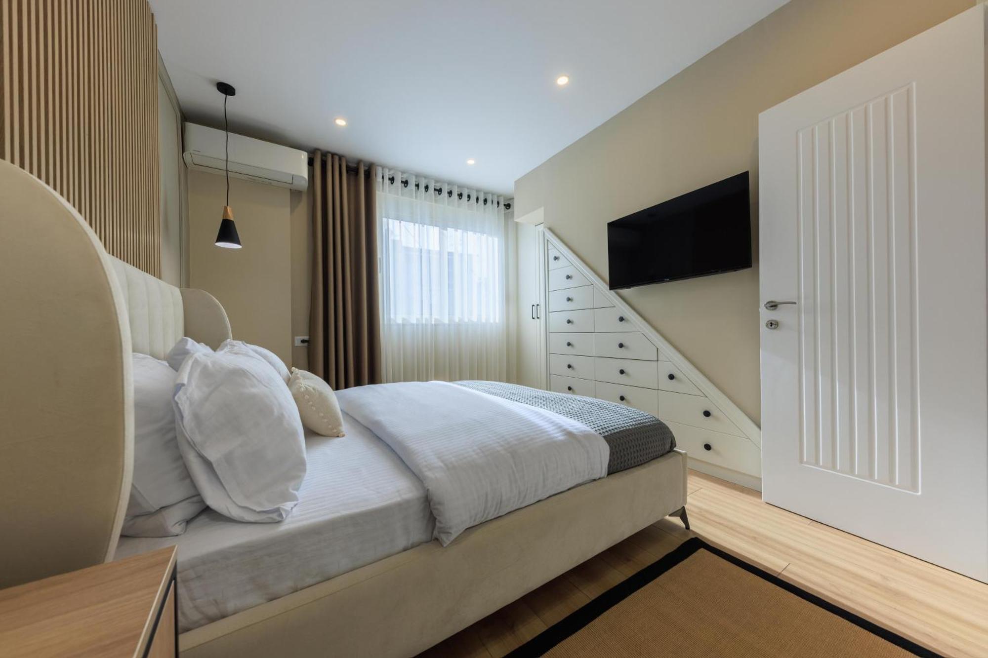 Syncron Centre Skyline Rooftop Tirana Apartments المظهر الخارجي الصورة