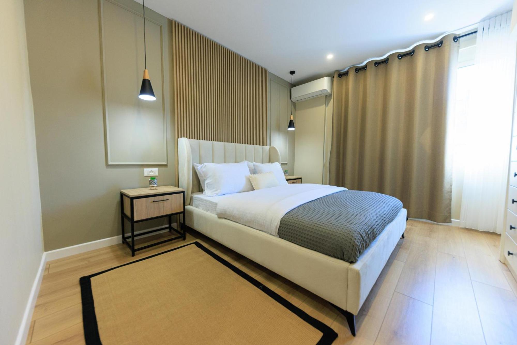 Syncron Centre Skyline Rooftop Tirana Apartments المظهر الخارجي الصورة